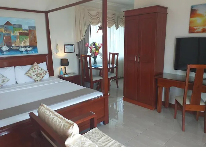 Ocean Breeze 5*