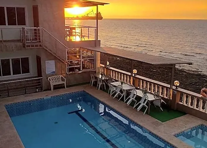 Resort Ocean Breeze Toledo